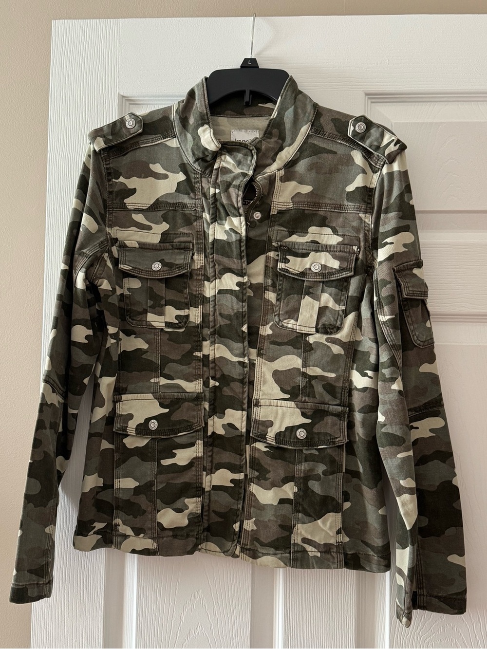 Kensie Camouflage Utility Jacket - Army Green & Tan